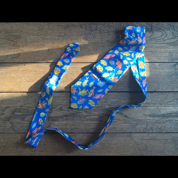 GUCCI Silk Fish 🐠 Tie